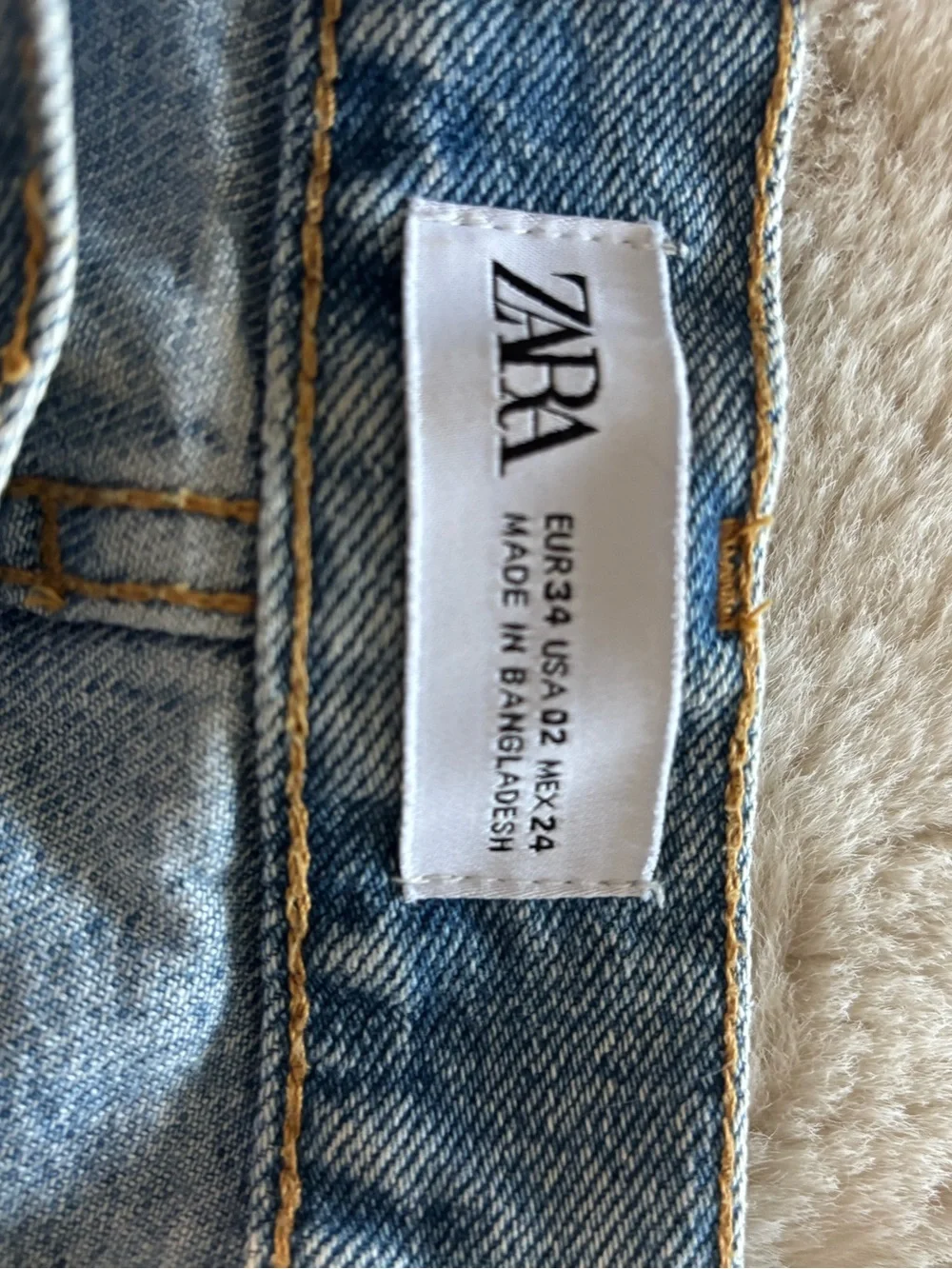 zara denim shorts